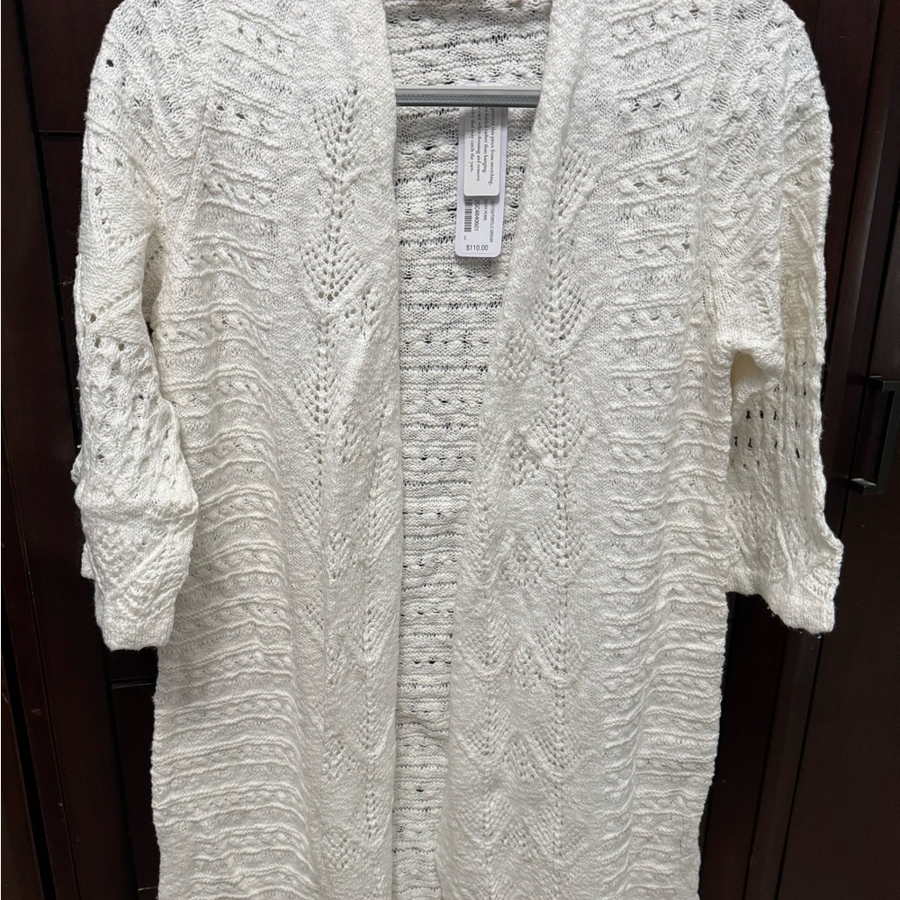 Open front long knitted white cardigan